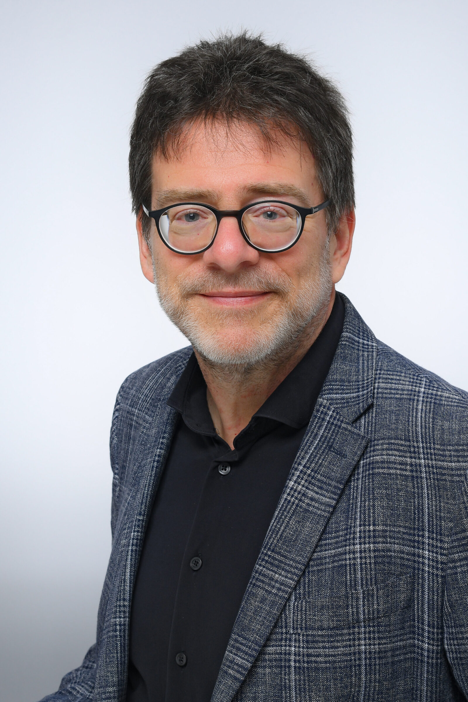 Professor Raymond Voltz